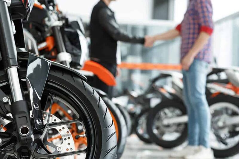 Quando o consórcio de moto não é a melhor escolha? Entenda antes de contratar